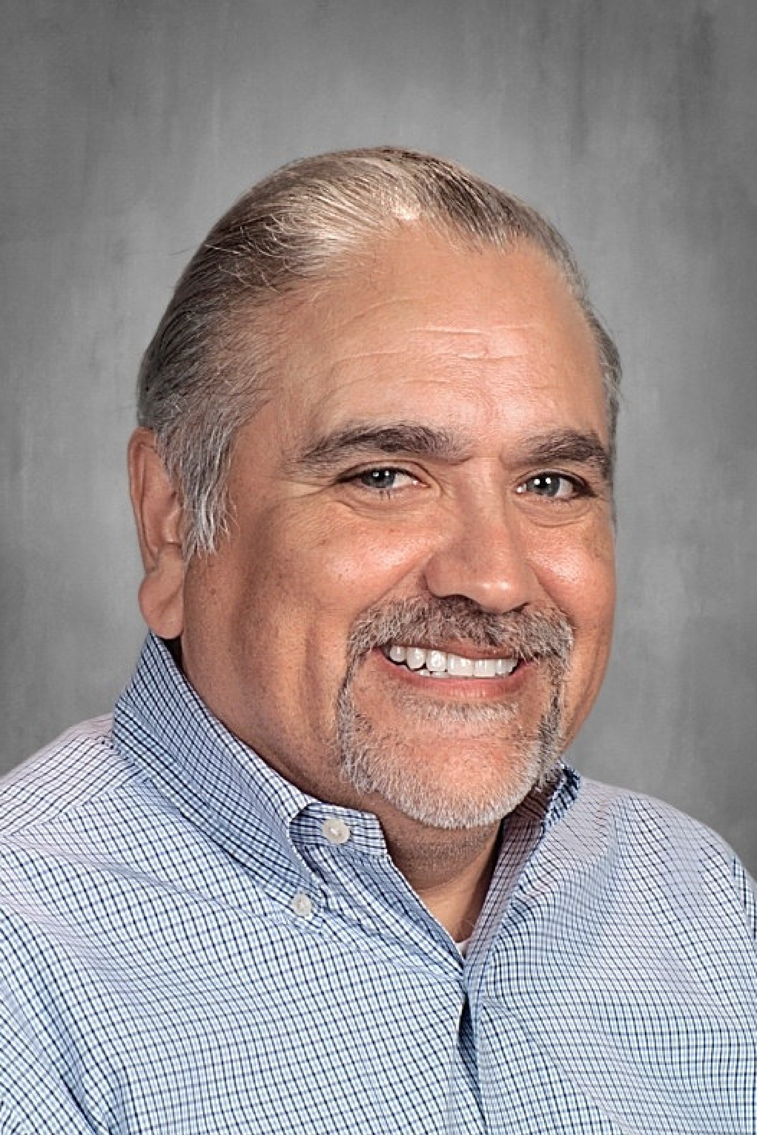 O. Esquivel, Counselor