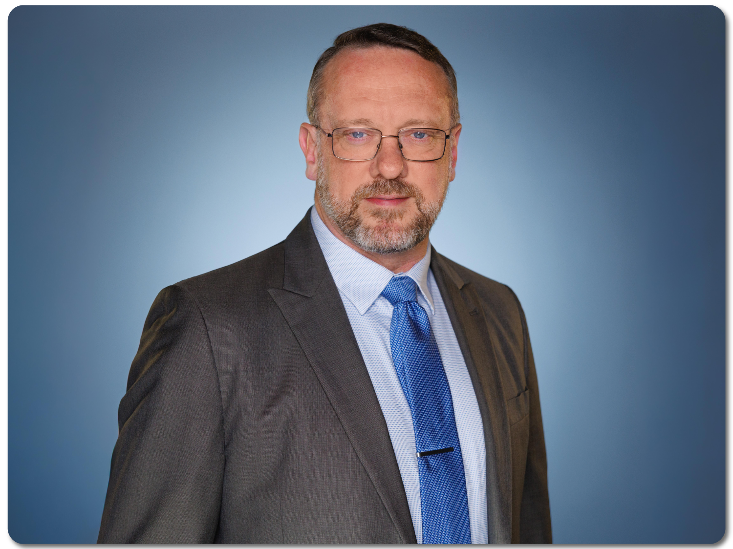 Robert Pierce 